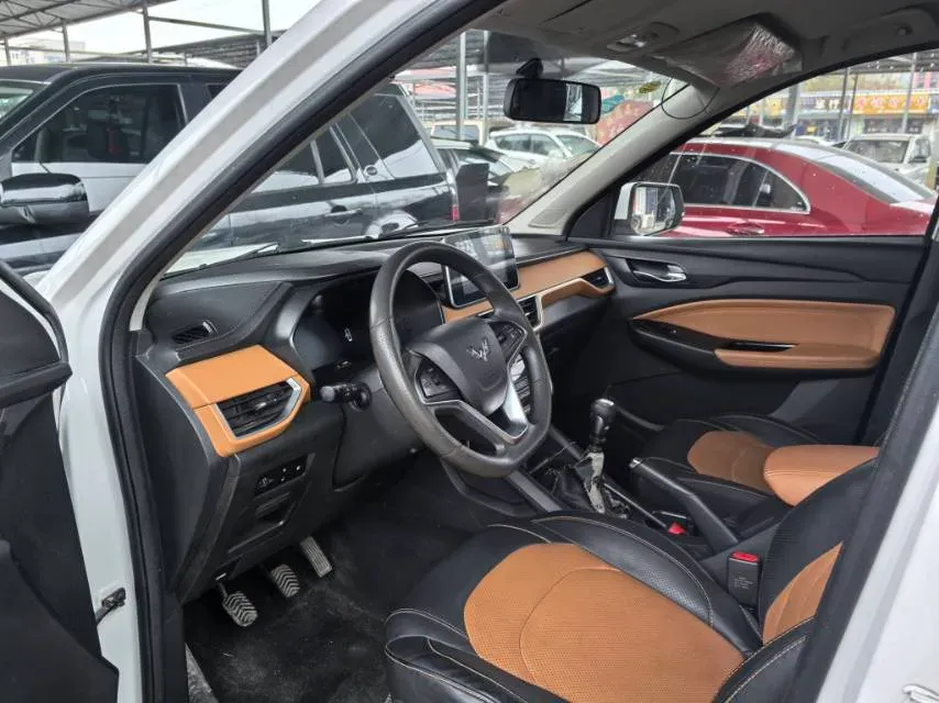 2019 WuLing HongGuang S3 1.5L 99HP L4 6MT,autocango,china used car exporter,china ev exporter,chinese used car exporter,chinese used ev exporter