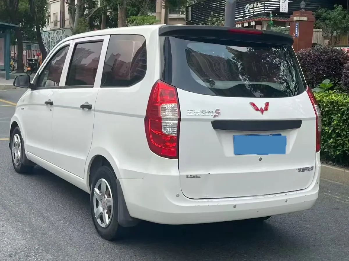 2015 WuLing HongGuang 1.5L 112HP L4 5MT,autocango,china used car exporter,china ev exporter,chinese used car exporter,chinese used ev exporter