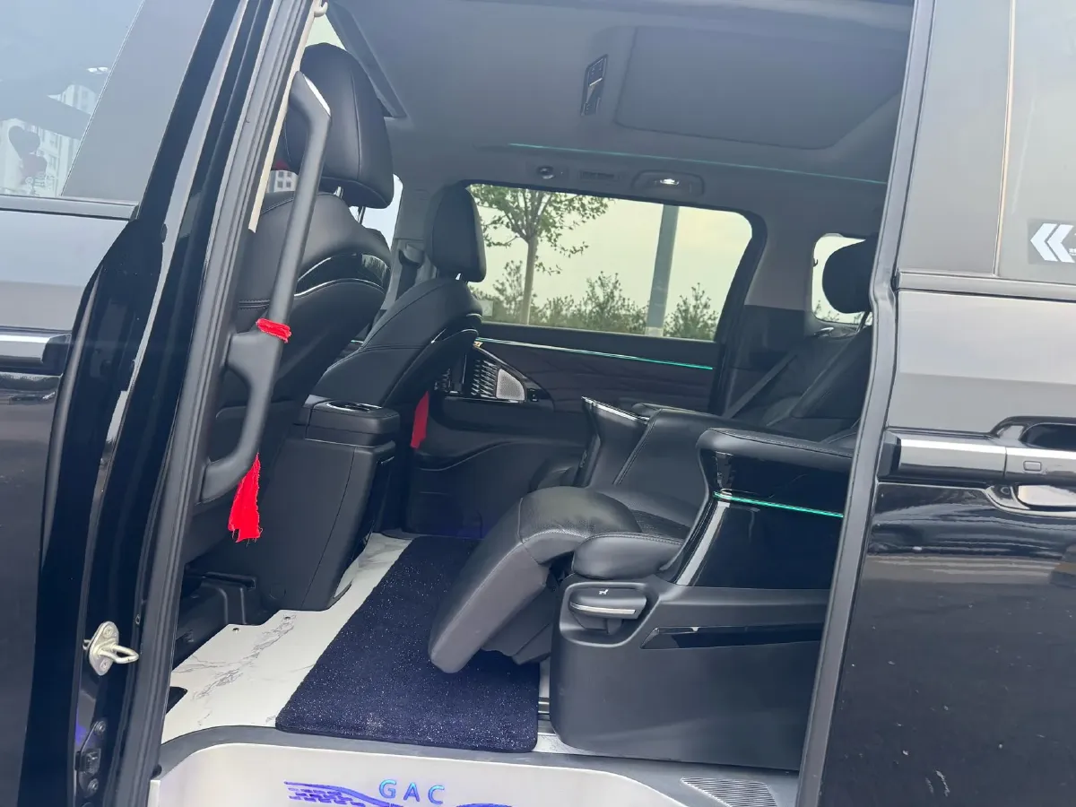 2024 GAC Trumpchi M8 2.0T 252HP L4 8AT,autocango,china used car exporter,china ev exporter,chinese used car exporter,chinese used ev exporter