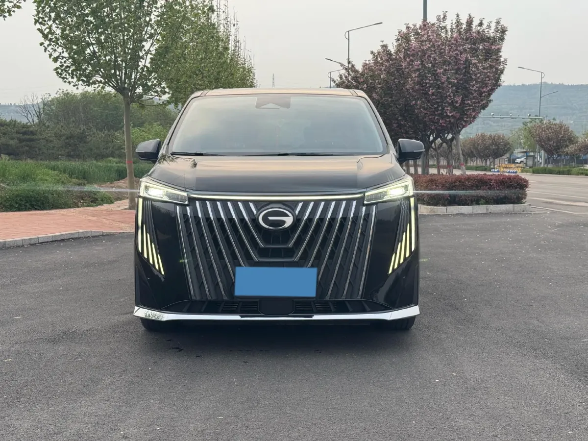 2024 GAC Trumpchi M8 2.0T 252HP L4 8AT,autocango,china used car exporter,china ev exporter,chinese used car exporter,chinese used ev exporter