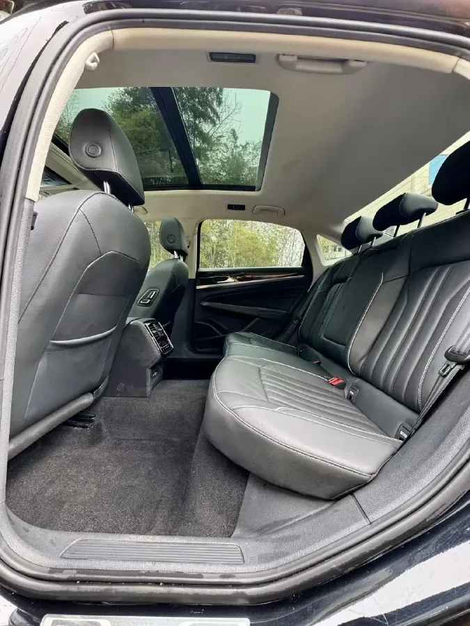 2022 Skoda Kodiak GT 2.0T 186HP L4 7DCT,autocango,china used car exporter,china ev exporter,chinese used car exporter,chinese used ev exporter