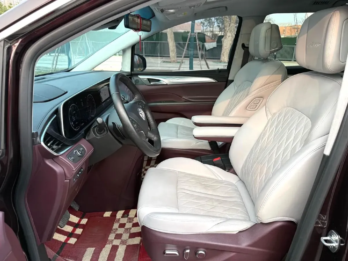 2022 Buick GL8 2.0T 237HP L4 9AT,autocango,china used car exporter,china ev exporter,chinese used car exporter,chinese used ev exporter