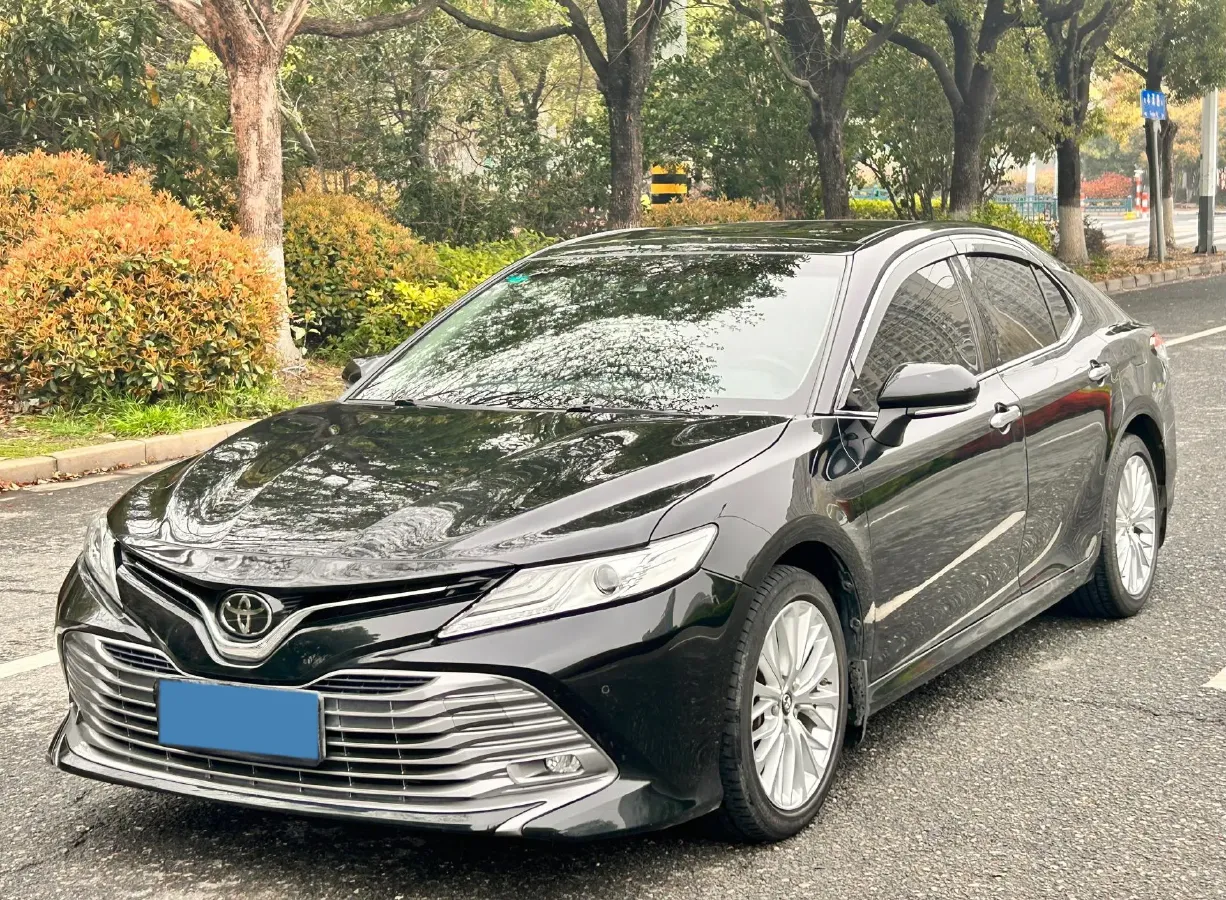 2018 Toyota Camry 2.5L 209HP L4 8AT,autocango,china used car exporter,china ev exporter,chinese used car exporter,chinese used ev exporter