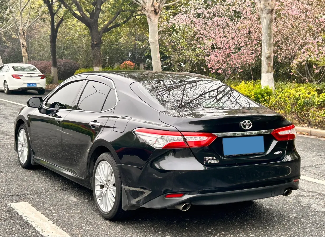 2018 Toyota Camry 2.5L 209HP L4 8AT,autocango,china used car exporter,china ev exporter,chinese used car exporter,chinese used ev exporter