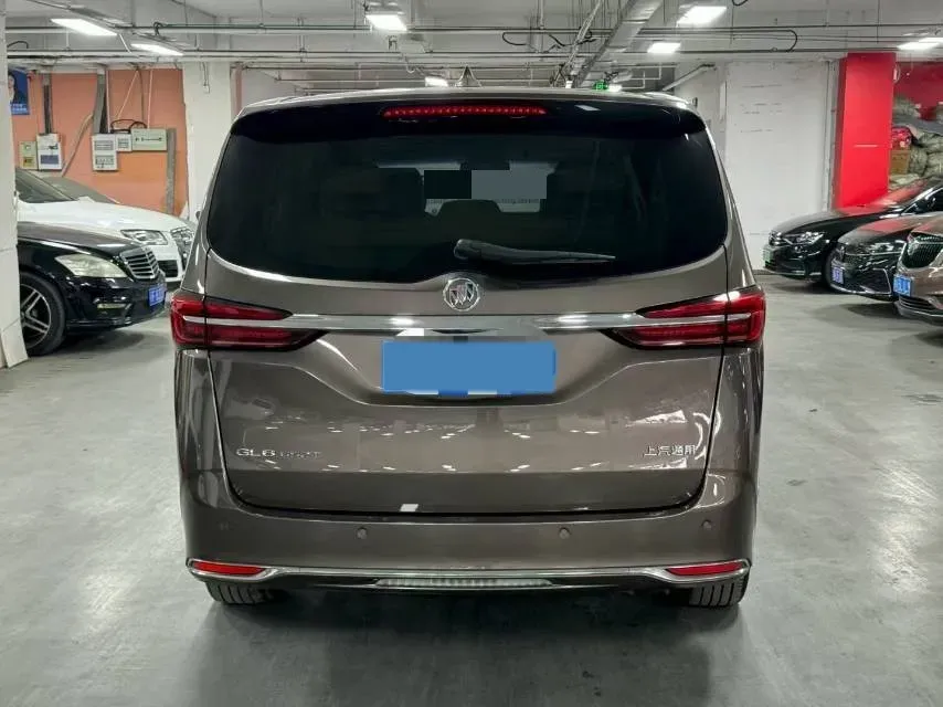 2022 Buick GL8 2.0T 237HP L4 9AT,autocango,china used car exporter,china ev exporter,chinese used car exporter,chinese used ev exporter