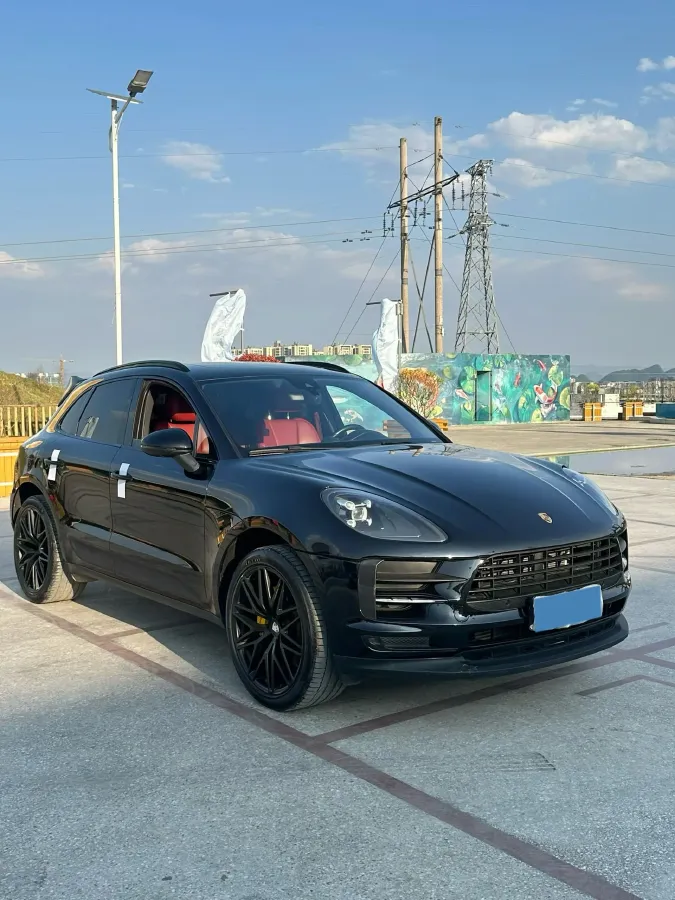 2018 Porsche Macan 2.0T 252HP L4 7DCT,autocango,china used car exporter,china ev exporter,chinese used car exporter,chinese used ev exporter