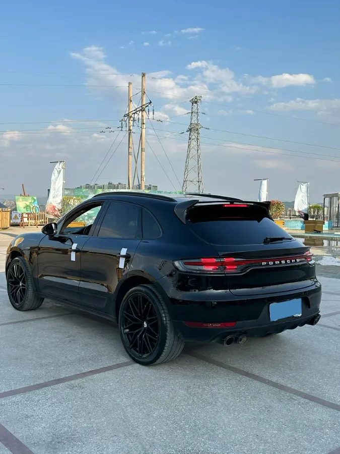 2018 Porsche Macan 2.0T 252HP L4 7DCT,autocango,china used car exporter,china ev exporter,chinese used car exporter,chinese used ev exporter