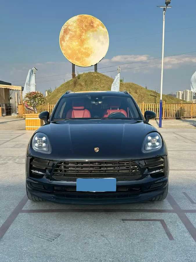 2018 Porsche Macan 2.0T 252HP L4 7DCT,autocango,china used car exporter,china ev exporter,chinese used car exporter,chinese used ev exporter