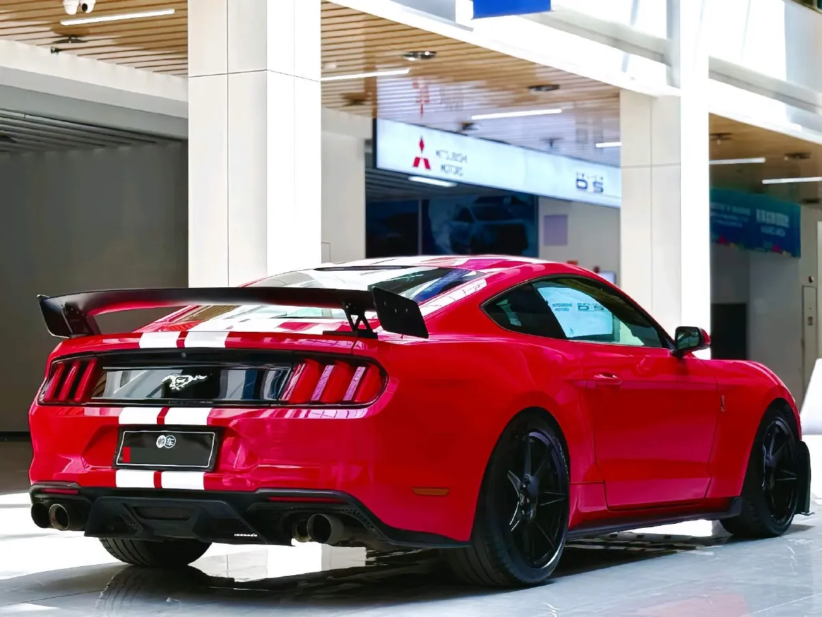 2015 Ford Mustang 2.3T 314HP L4 6AT,autocango,china used car exporter,china ev exporter,chinese used car exporter,chinese used ev exporter