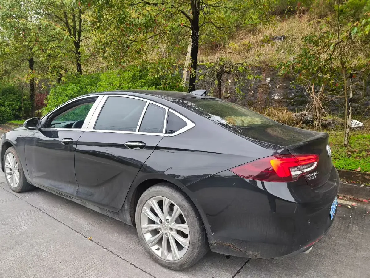 2022 Buick Regal 2.0T 237HP L4 9AT,autocango,china used car exporter,china ev exporter,chinese used car exporter,chinese used ev exporter