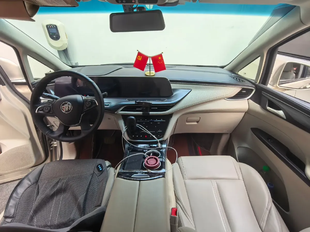 2022 Buick GL8 2.0T 237HP L4 9AT,autocango,china used car exporter,china ev exporter,chinese used car exporter,chinese used ev exporter