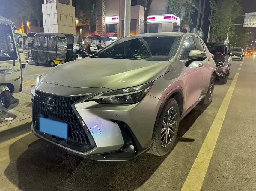 2022 Lexus NX 2.5L 205HP L4 8AT,autocango,china used car exporter,china ev exporter,chinese used car exporter,chinese used ev exporter