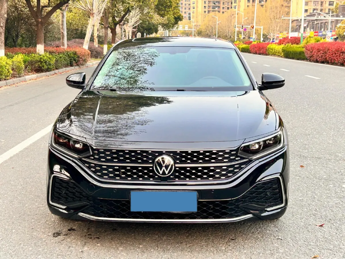 2022 Skoda Kodiak GT 2.0T 186HP L4 7DCT,autocango,china used car exporter,china ev exporter,chinese used car exporter,chinese used ev exporter