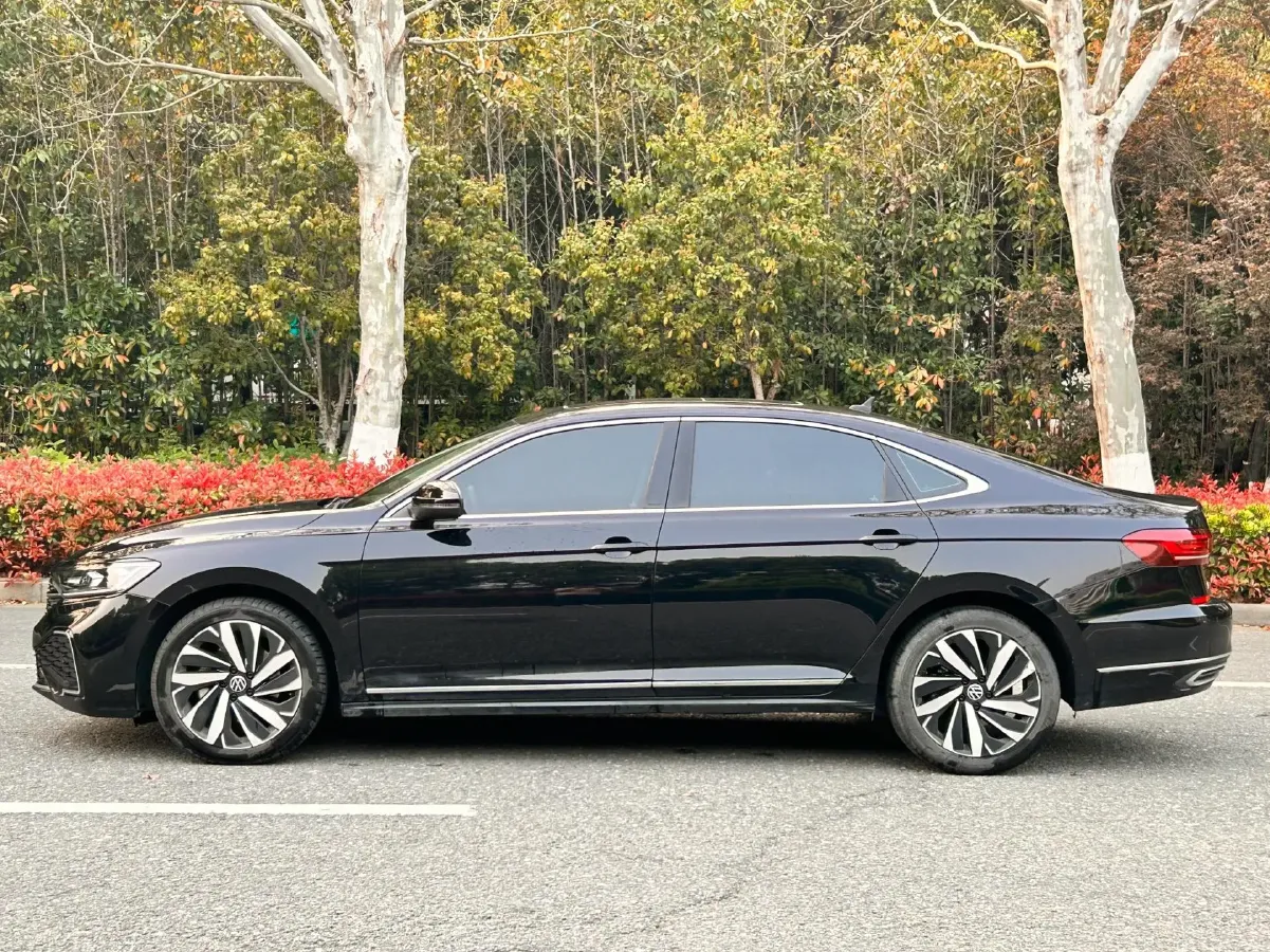 2022 Skoda Kodiak GT 2.0T 186HP L4 7DCT,autocango,china used car exporter,china ev exporter,chinese used car exporter,chinese used ev exporter