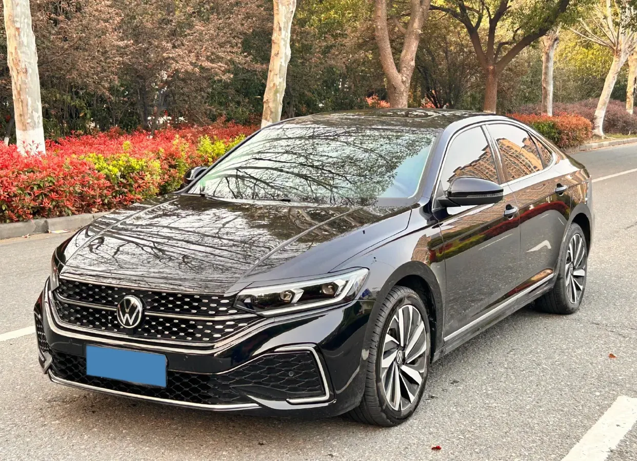 2022 Skoda Kodiak GT 2.0T 186HP L4 7DCT,autocango,china used car exporter,china ev exporter,chinese used car exporter,chinese used ev exporter