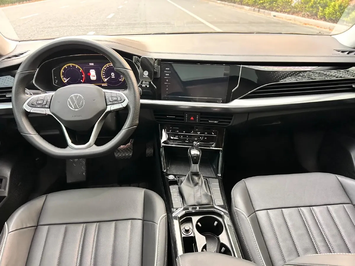 2022 Skoda Kodiak GT 2.0T 186HP L4 7DCT,autocango,china used car exporter,china ev exporter,chinese used car exporter,chinese used ev exporter