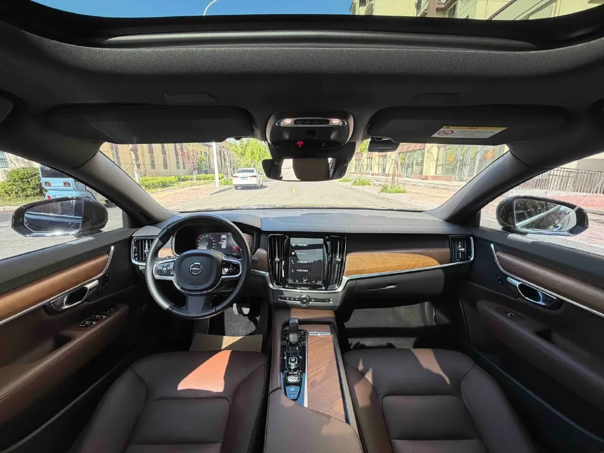 2021 Volvo S90 2.0T 250HP L4 8AT,autocango,china used car exporter,china ev exporter,chinese used car exporter,chinese used ev exporter