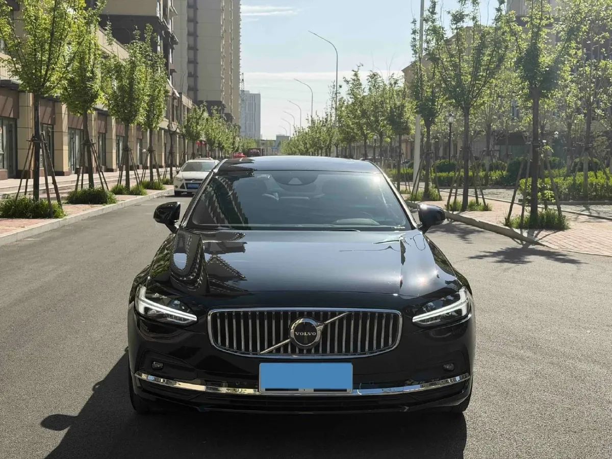 2021 Volvo S90 2.0T 250HP L4 8AT,autocango,china used car exporter,china ev exporter,chinese used car exporter,chinese used ev exporter