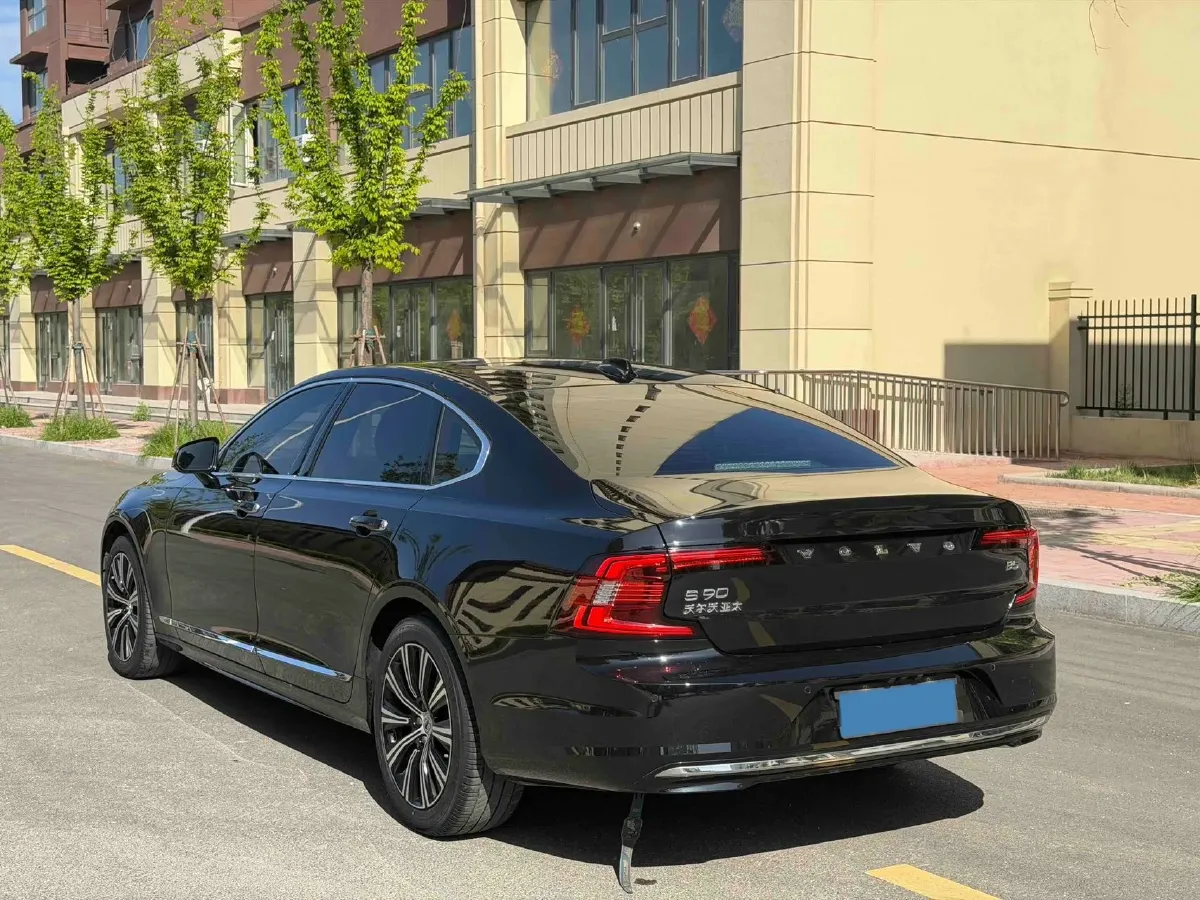 2021 Volvo S90 2.0T 250HP L4 8AT,autocango,china used car exporter,china ev exporter,chinese used car exporter,chinese used ev exporter