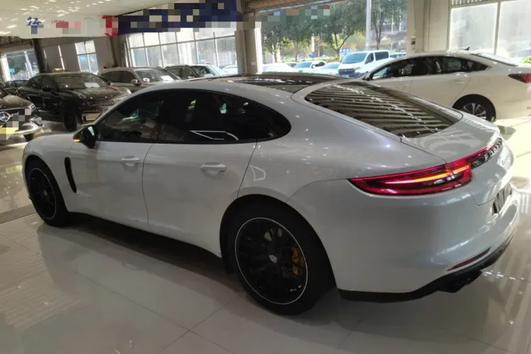 2019 Porsche Panamera 2.9T 330HP V6 8DCT,autocango,china used car exporter,china ev exporter,chinese used car exporter,chinese used ev exporter
