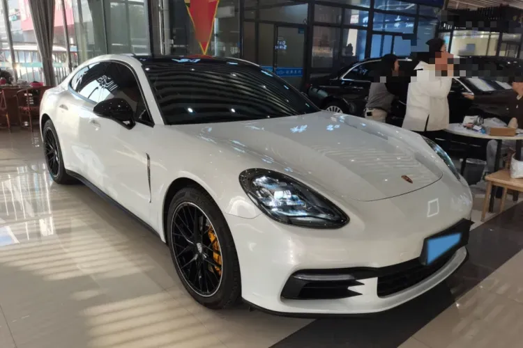 2019 Porsche Panamera 2.9T 330HP V6 8DCT,autocango,china used car exporter,china ev exporter,chinese used car exporter,chinese used ev exporter