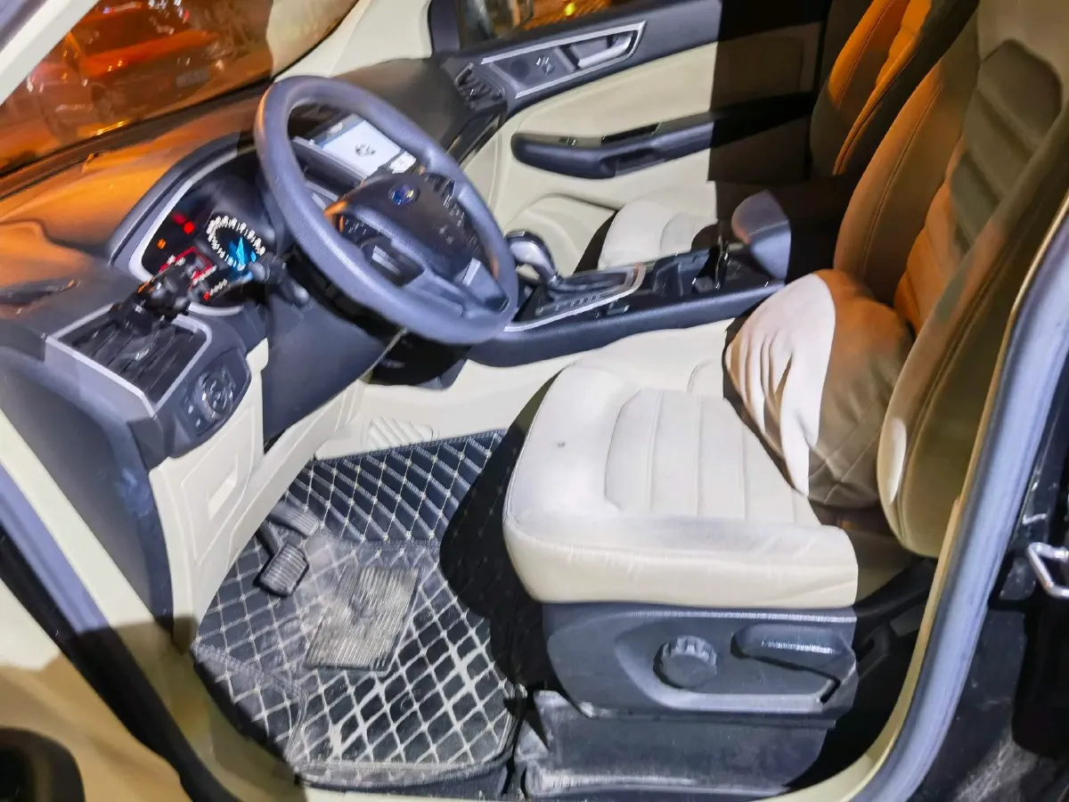 2018 Ford Edge 2.0T 245HP L4 6AT,autocango,china used car exporter,china ev exporter,chinese used car exporter,chinese used ev exporter