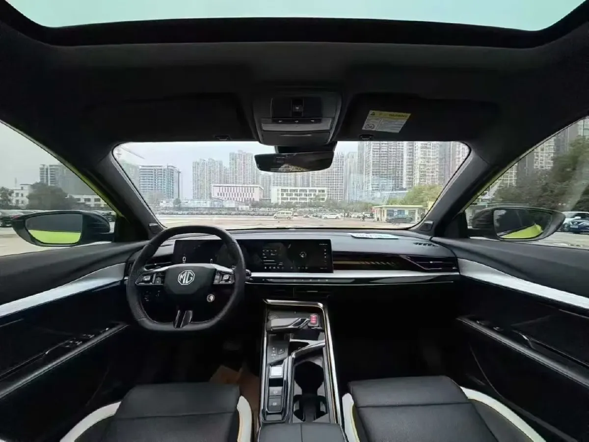 2022 MG 5 Scorpio 1.5T 181HP L4 7DCT,autocango,china used car exporter,china ev exporter,chinese used car exporter,chinese used ev exporter