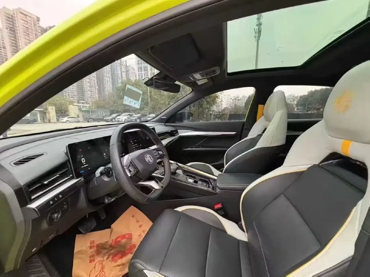 2022 MG 5 Scorpio 1.5T 181HP L4 7DCT,autocango,china used car exporter,china ev exporter,chinese used car exporter,chinese used ev exporter