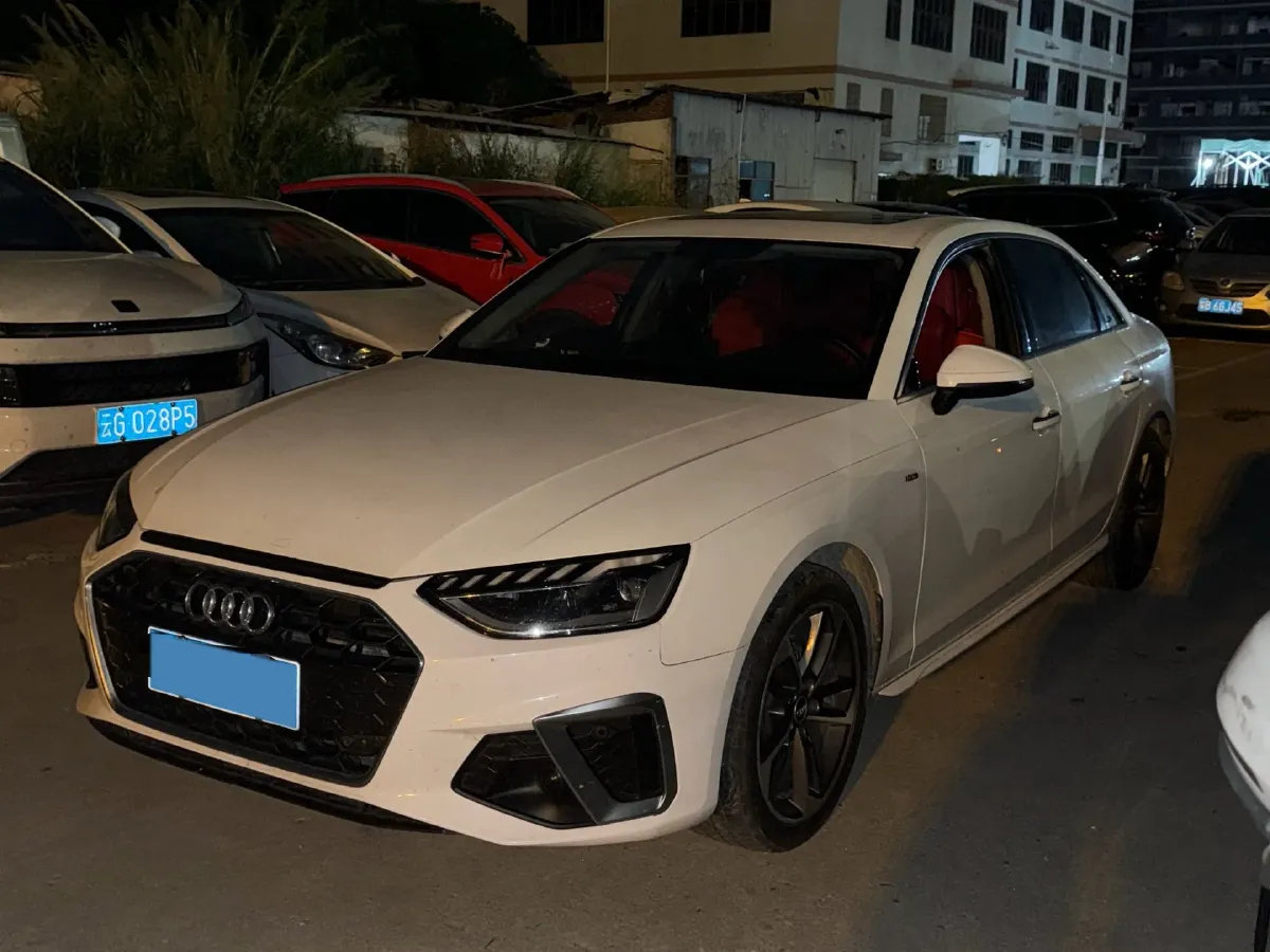 2020 Audi A4L 2.0T 190HP L4 7DCT,autocango,china used car exporter,china ev exporter,chinese used car exporter,chinese used ev exporter