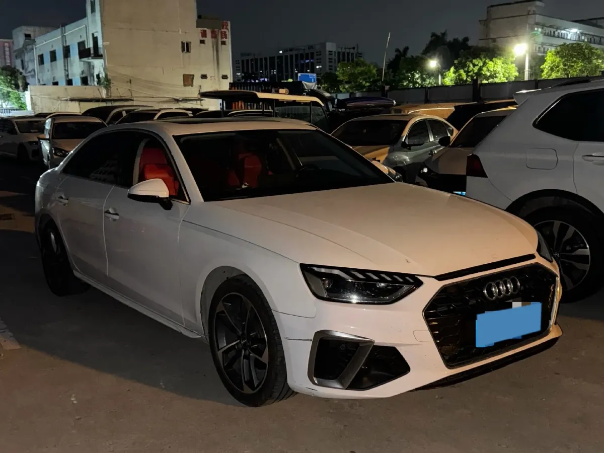 2020 Audi A4L 2.0T 190HP L4 7DCT,autocango,china used car exporter,china ev exporter,chinese used car exporter,chinese used ev exporter