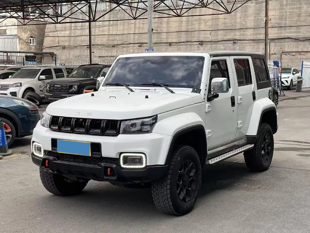 2021 Beijing BJ40 2.0T 163HP L4 8AT,autocango,china used car exporter,china ev exporter,chinese used car exporter,chinese used ev exporter