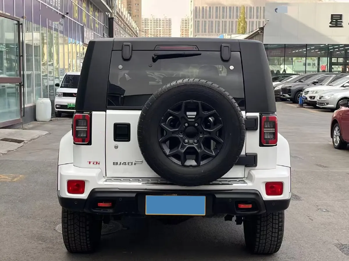 2021 Beijing BJ40 2.0T 163HP L4 8AT,autocango,china used car exporter,china ev exporter,chinese used car exporter,chinese used ev exporter