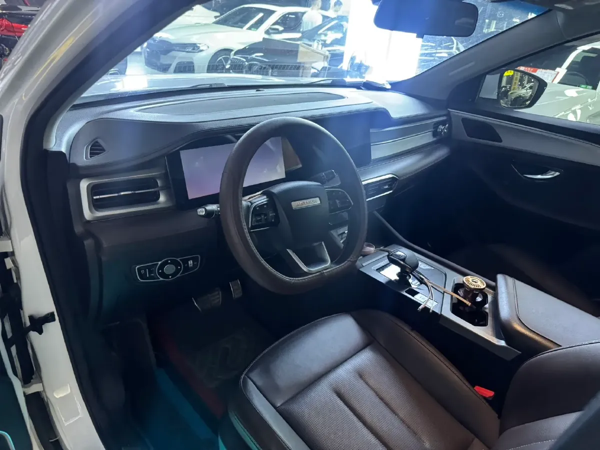 2023 Jetour X90 Plus 1.6T 197HP L4 7DCT,autocango,china used car exporter,china ev exporter,chinese used car exporter,chinese used ev exporter