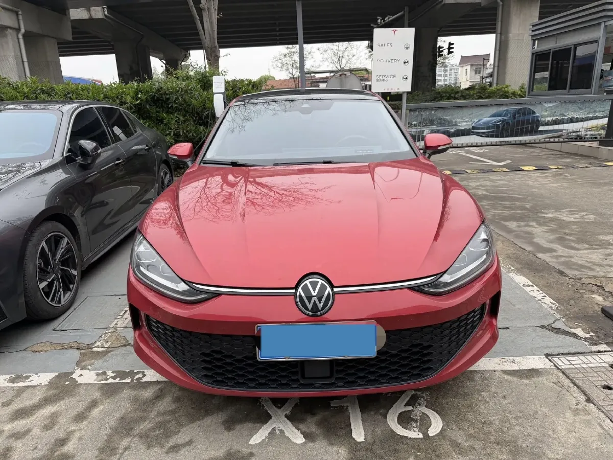 2023 Volkswagen Lamando 1.4T 150HP L4 7DCT,autocango,china used car exporter,china ev exporter,chinese used car exporter,chinese used ev exporter