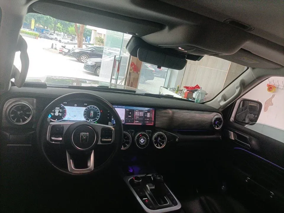 2021 Tank 300 2.0T 227HP L4 8AT,autocango,china used car exporter,china ev exporter,chinese used car exporter,chinese used ev exporter