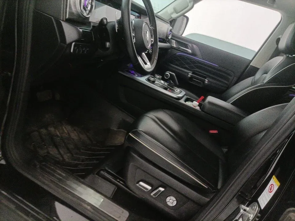 2021 Tank 300 2.0T 227HP L4 8AT,autocango,china used car exporter,china ev exporter,chinese used car exporter,chinese used ev exporter