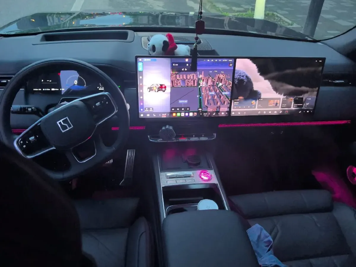 2025 Zeekr 9X 2.0T 279HP L4 1DHT PHEV,autocango,china used car exporter,china ev exporter,chinese used car exporter,chinese used ev exporter