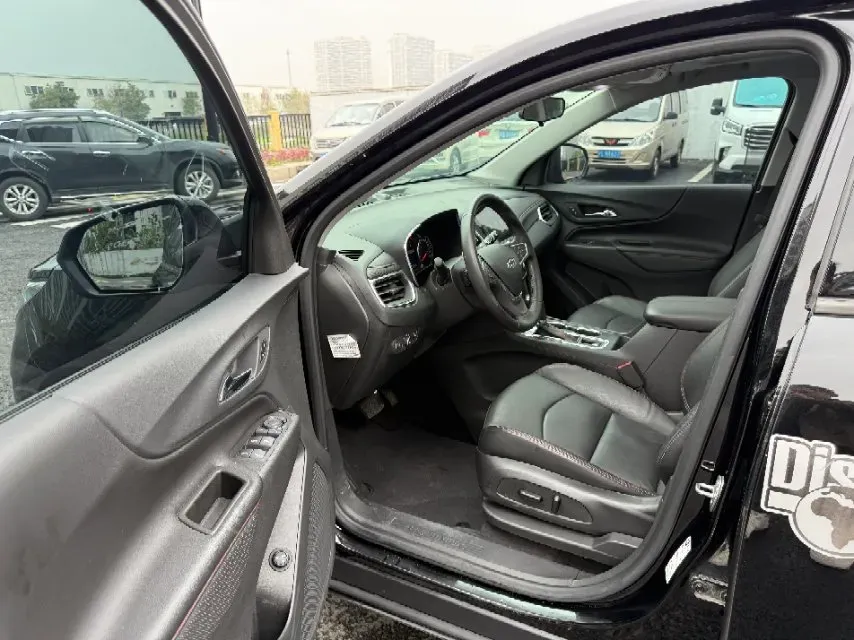 2019 Chevrolet Equinox 2.0T 260HP L4 9AT,autocango,china used car exporter,china ev exporter,chinese used car exporter,chinese used ev exporter