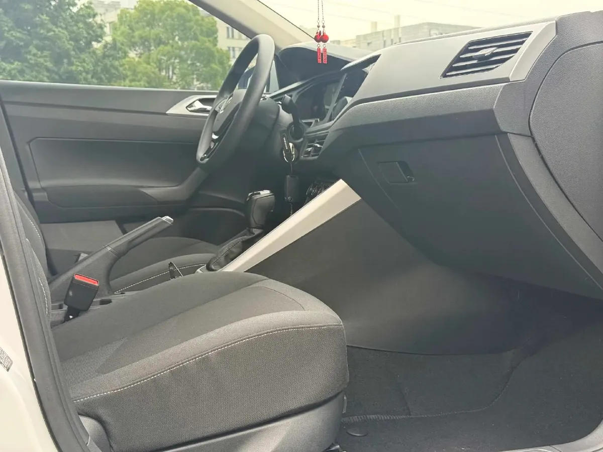 2023 Volkswagen Polo 1.5L 110HP L4 6AT,autocango,china used car exporter,china ev exporter,chinese used car exporter,chinese used ev exporter