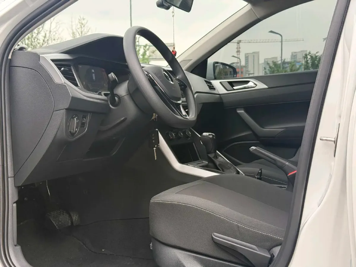 2023 Volkswagen Polo 1.5L 110HP L4 6AT,autocango,china used car exporter,china ev exporter,chinese used car exporter,chinese used ev exporter