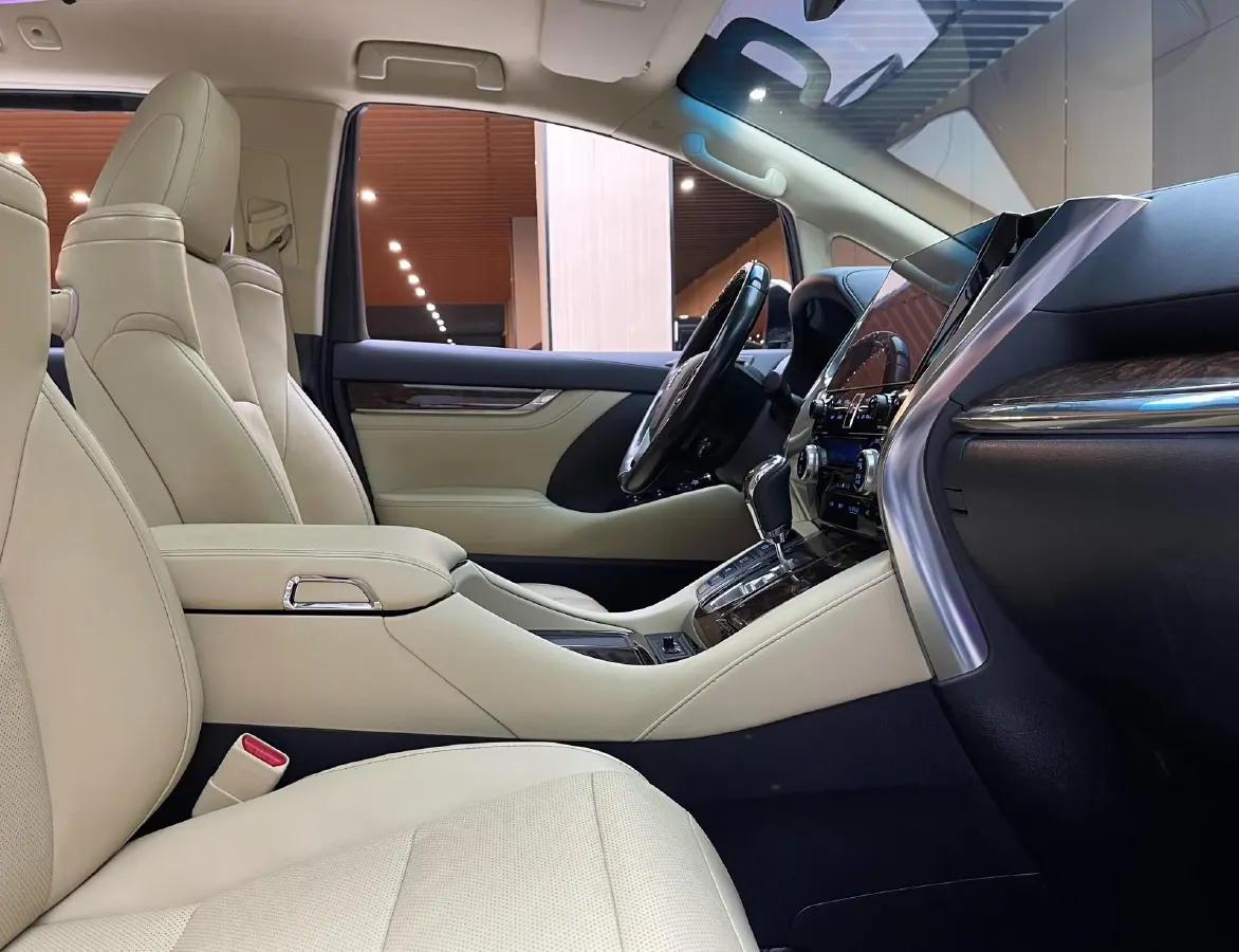 2020 Toyota Alphard 2.5L 117HP L4 E-CVT Hybrid,autocango,china used car exporter,china ev exporter,chinese used car exporter,chinese used ev exporter