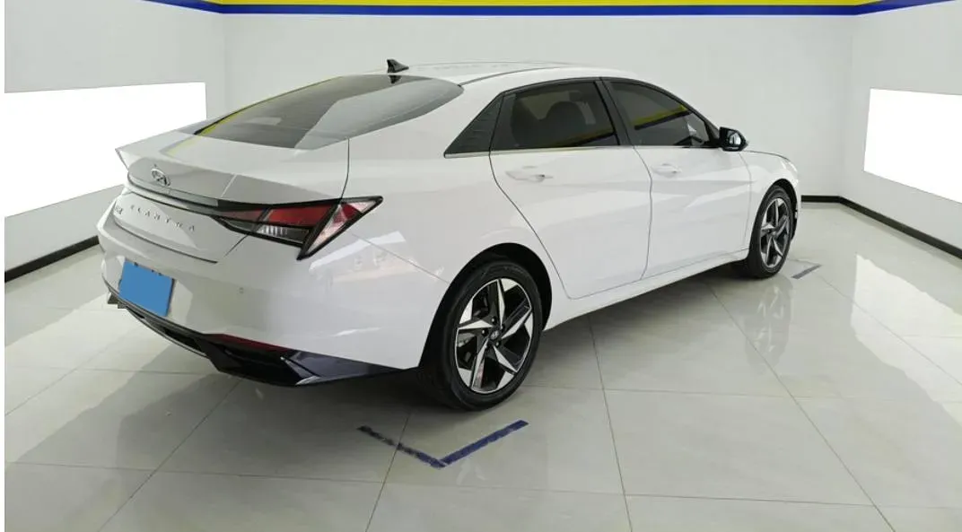 2022 Hyundai Elantra 1.5L 115HP L4 CVT,autocango,china used car exporter,china ev exporter,chinese used car exporter,chinese used ev exporter