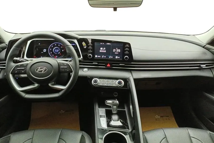 2022 Hyundai Elantra 1.5L 115HP L4 CVT,autocango,china used car exporter,china ev exporter,chinese used car exporter,chinese used ev exporter