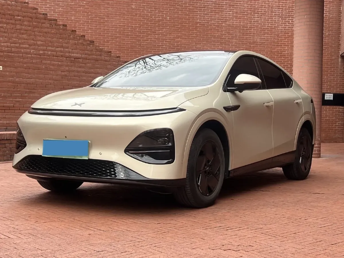 2025 Xpeng G6 BEV 68.5KWH,autocango,china used car exporter,china ev exporter,chinese used car exporter,chinese used ev exporter