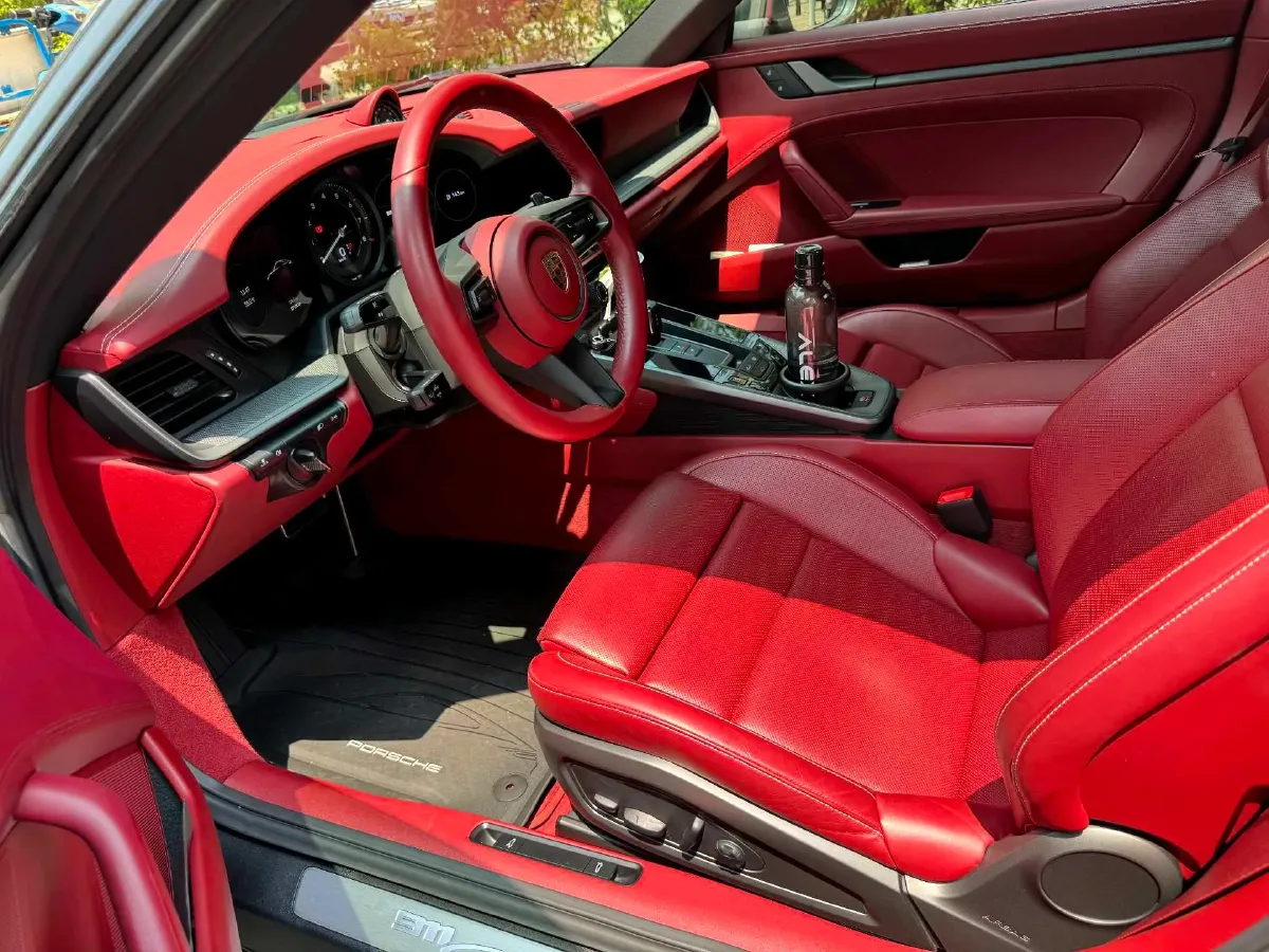 2023 Porsche 911 3.0T 385HP H6 8DCT,autocango,china used car exporter,china ev exporter,chinese used car exporter,chinese used ev exporter