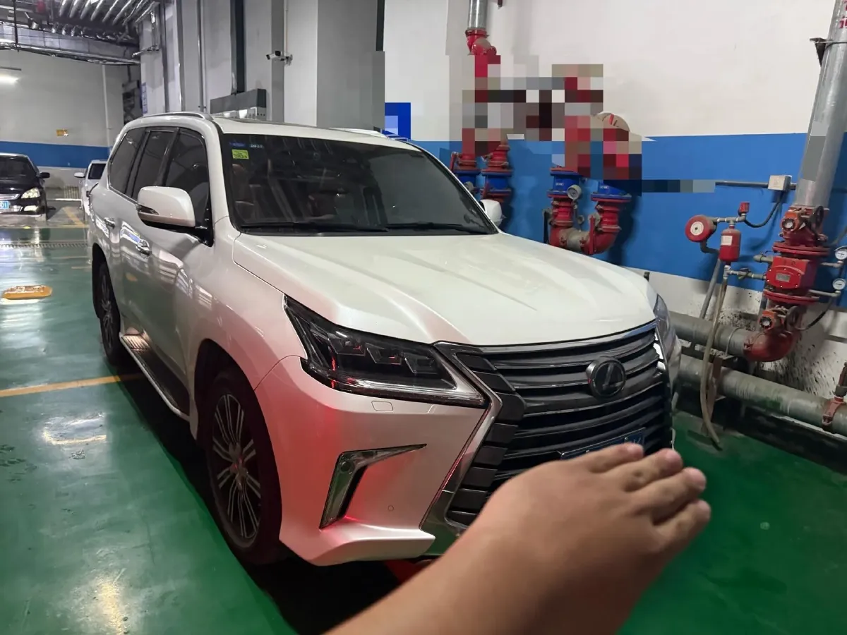 2019 Lexus LX 5.7L 367HP V8 8AT,autocango,china used car exporter,china ev exporter,chinese used car exporter,chinese used ev exporter