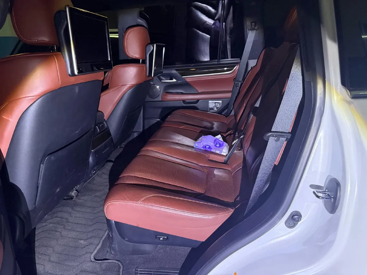 2019 Lexus LX 5.7L 367HP V8 8AT,autocango,china used car exporter,china ev exporter,chinese used car exporter,chinese used ev exporter