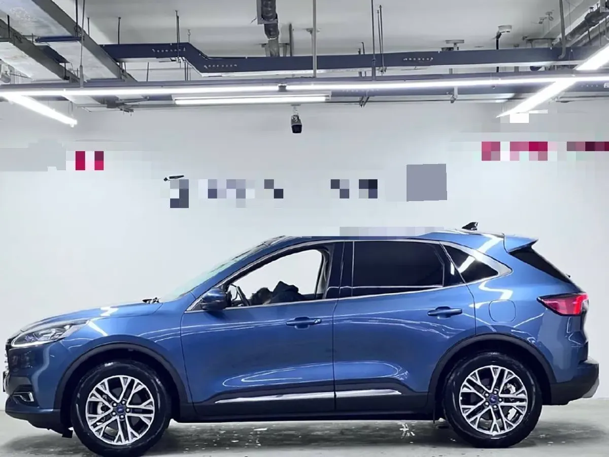 2023 Ford Escape 2.0T 248HP L4 8AT,autocango,china used car exporter,china ev exporter,chinese used car exporter,chinese used ev exporter