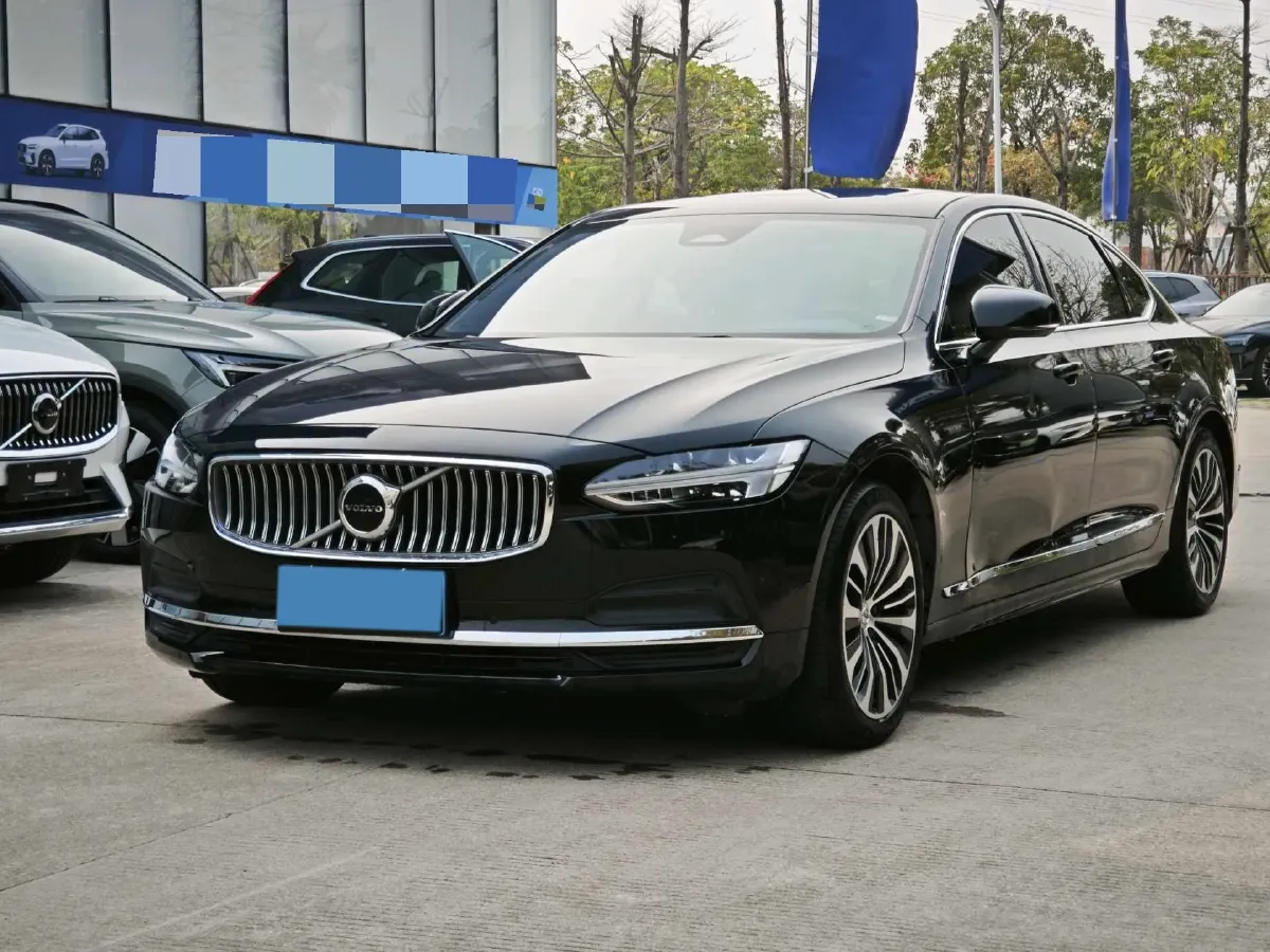 2024 Volvo S90 2.0T 250HP L4 8AT,autocango,china used car exporter,china ev exporter,chinese used car exporter,chinese used ev exporter