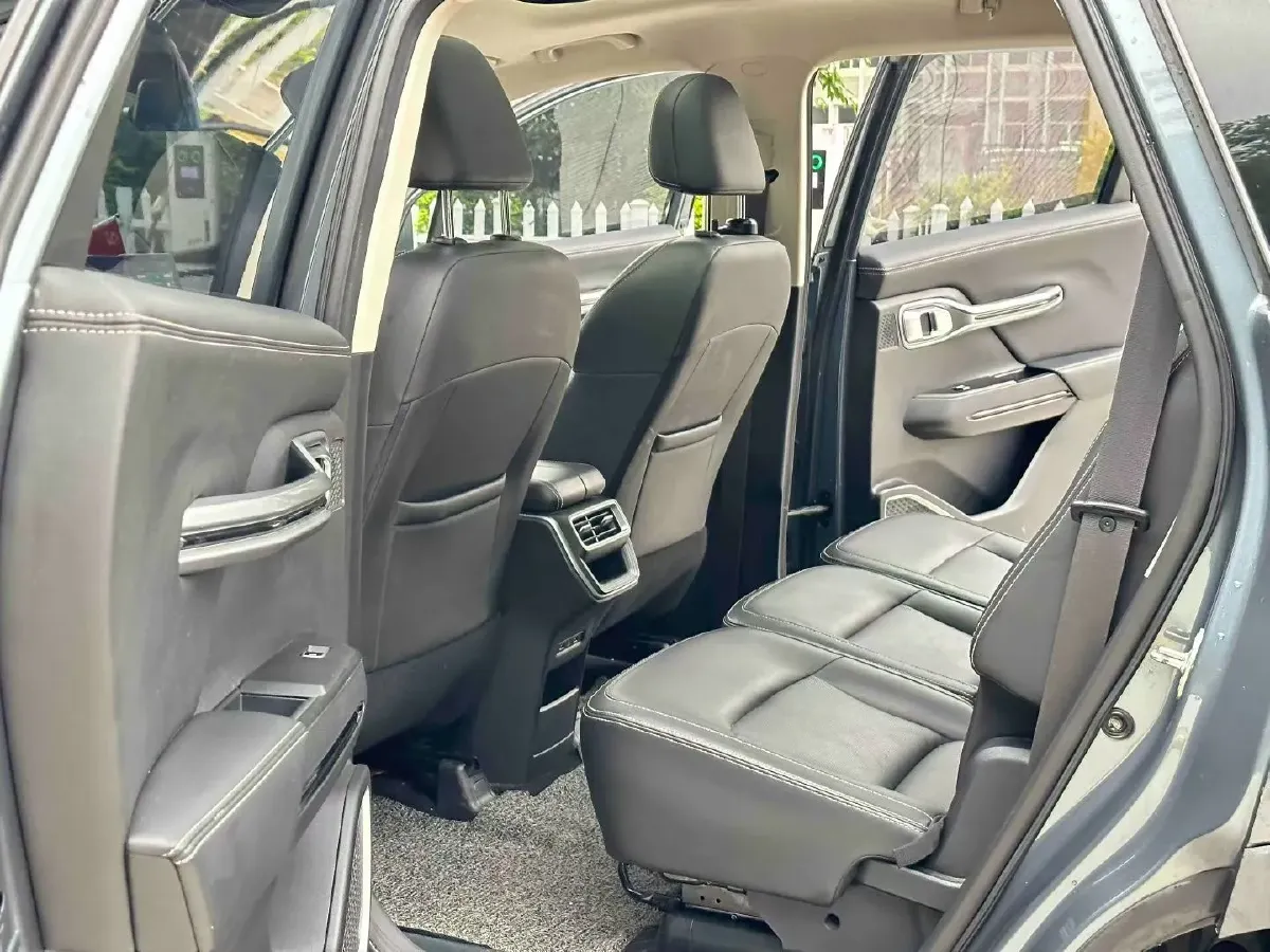 2020 Geely Okavango 1.8T 184HP L4 7DCT,autocango,china used car exporter,china ev exporter,chinese used car exporter,chinese used ev exporter